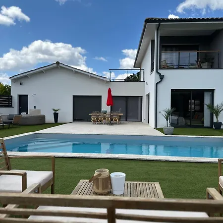 Villa Willa Sainte-Eulalie (Gironde)